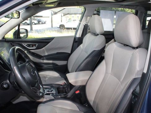 Used 2023 Subaru Forester Limited AWD/4WD image 8