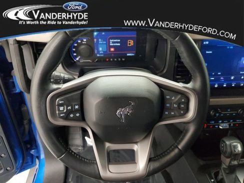 Used 2024 Ford Bronco Wildtrak image 17