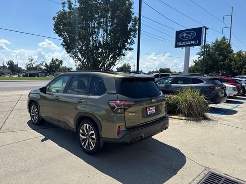 Used 2026 Subaru Forester Touring AWD/4WD image 6