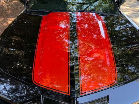 Used 2011 Chevrolet Camaro SS RWD image 13