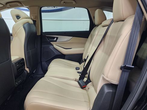 Certified 2023 Acura MDX SH-AWD w/ Technology Package image 17