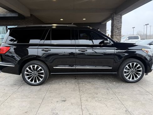 Used 2021 Lincoln Navigator Reserve image 5
