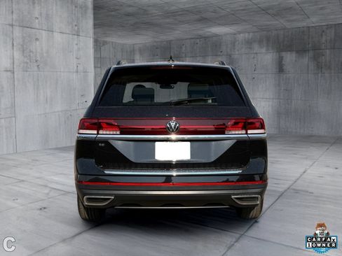 Used 2025 Volkswagen Atlas SE FWD image 5
