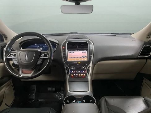 Used 2019 Lincoln Nautilus Select FWD image 19