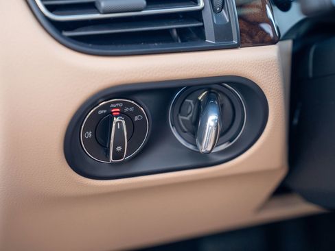 New 2026 Porsche Macan S image 14