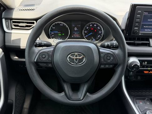 Used 2021 Toyota RAV4 XLE w/ Convenience Package AWD/4WD image 13