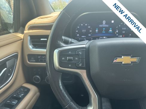 Used 2022 Chevrolet Suburban Premier AWD/4WD image 24
