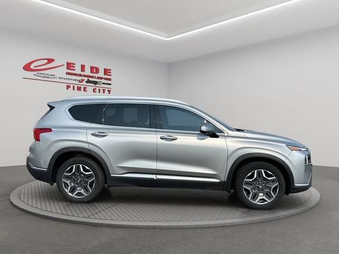 Used 2021 Hyundai Santa Fe Limited FWD image 11