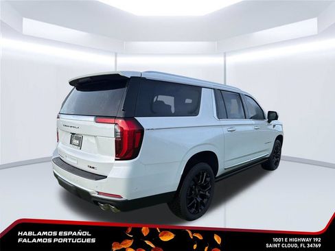 New 2026 GMC Yukon XL Denali w/ Sun & Power Step Package AWD/4WD image 5