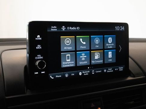 Used 2025 Honda Pilot EX-L image 4