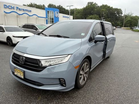 Certified 2024 Honda Odyssey Touring image 1
