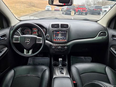 Used 2014 Dodge Journey Crossroad w/ Flexible Seating Group image 18