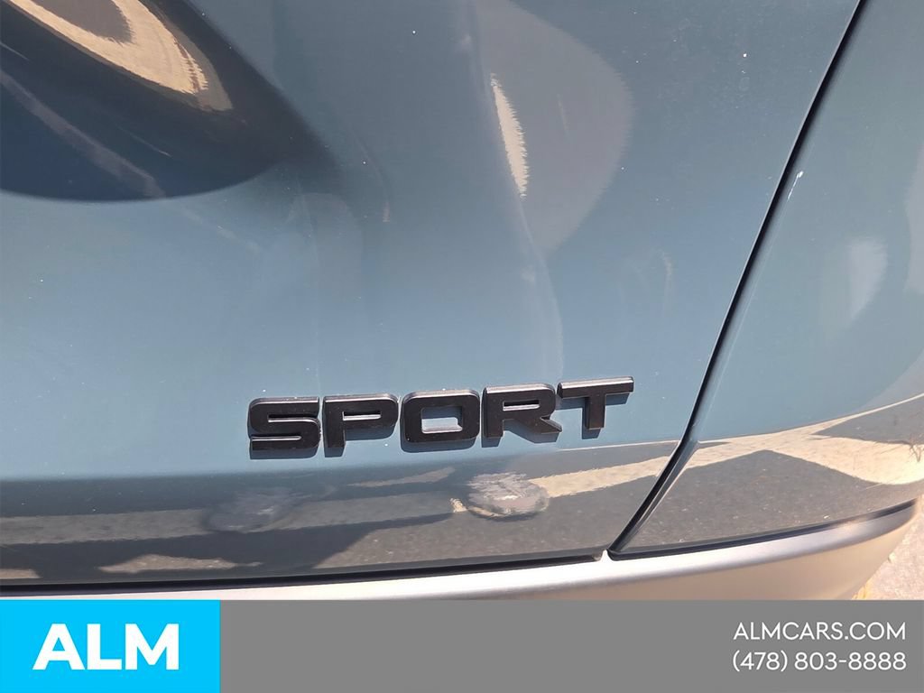 Used 2025 Honda HR-V Sport image 6
