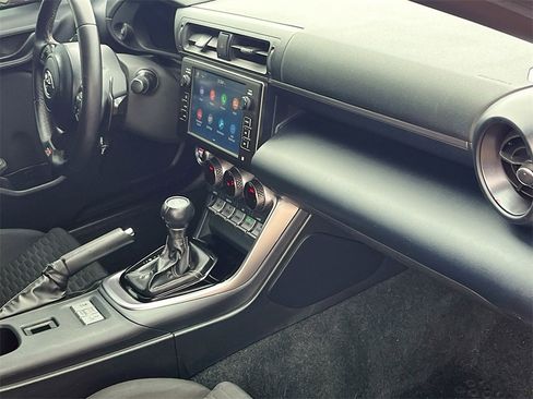 Used 2024 Toyota GR86 image 27