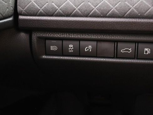 Used 2026 Toyota Camry XLE AWD/4WD image 21