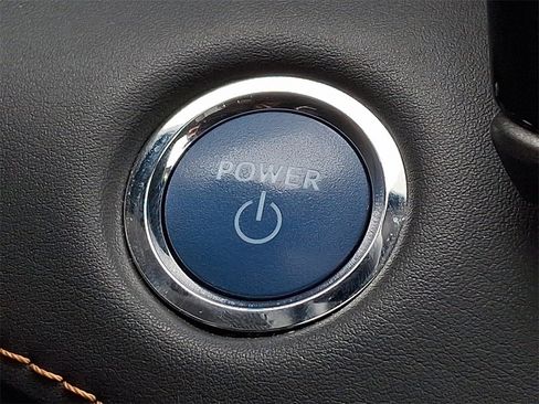 Certified 2022 Toyota Highlander Bronze Edition image 27