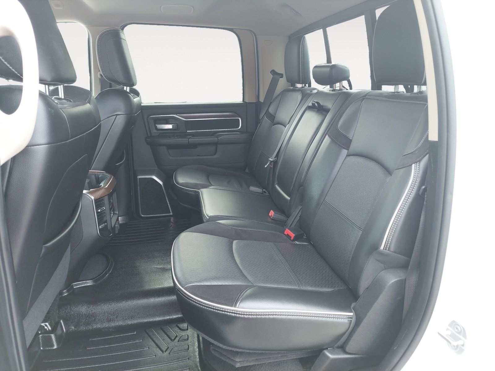 Used 2022 RAM 2500 Laramie AWD/4WD image 24