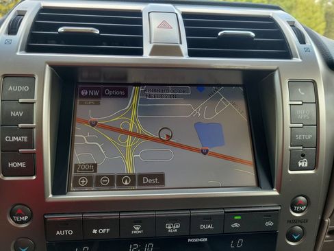 Used 2018 Lexus GX 460 w/ Navigation Package AWD/4WD image 18