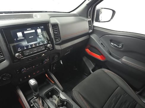 Used 2023 Nissan Frontier PRO-4X w/ Pro Convenience Package AWD/4WD image 26