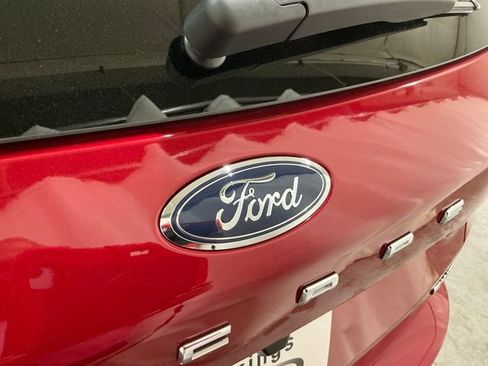 Used 2024 Ford Escape ST-Line w/ Tech Pack #1 AWD/4WD image 5
