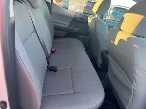 Used 2021 Toyota Tacoma SR5 image 18