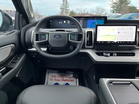 New 2026 Ford Expedition Active AWD/4WD image 13