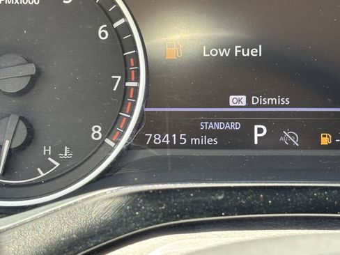 Used 2022 Nissan Pathfinder SL w/ SL Premium Package FWD image 28