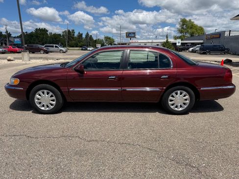 Used 2001 Lincoln Continental FWD image 2