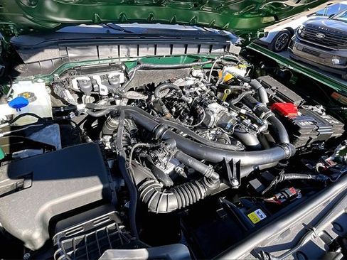 New 2025 Ford Bronco Outer Banks w/ Sasquatch Package image 10