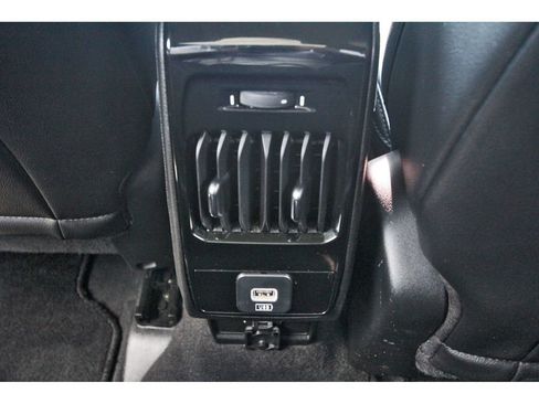 Used 2023 Jeep Compass Latitude AWD/4WD image 15