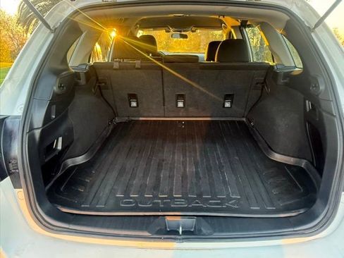 Used 2019 Subaru Outback 2.5i image 26