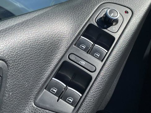 Used 2014 Volkswagen Tiguan R-Line image 16