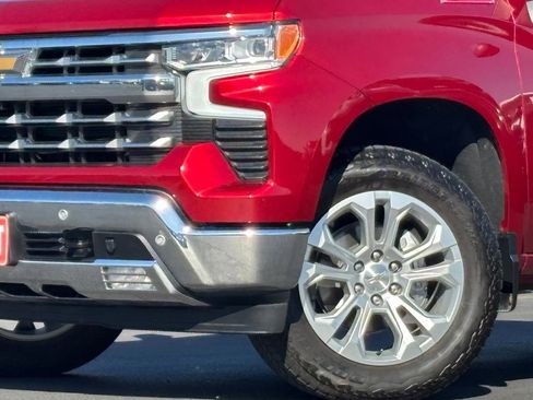 Used 2025 Chevrolet Silverado 1500 LTZ w/ Z71 Off-Road Package AWD/4WD image 2