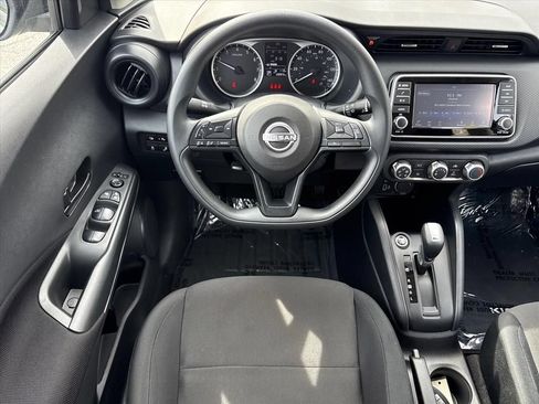 Used 2025 Nissan Kicks Play S FWD image 14