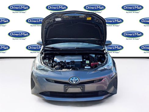 Used 2018 Toyota Prius Two w/ Prius Two Safety Plus Package FWD image 30