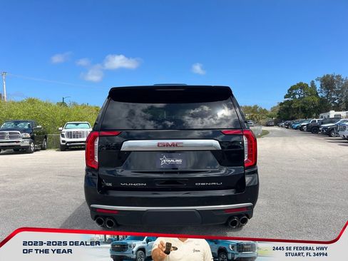 Used 2021 GMC Yukon Denali w/ Denali Premium Package image 6