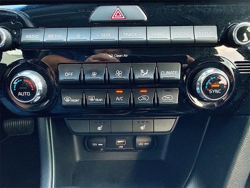 Used 2020 Kia Sportage EX image 17