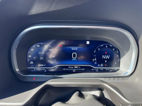 Certified 2022 Chevrolet Suburban LT w/ Luxury Package image 36