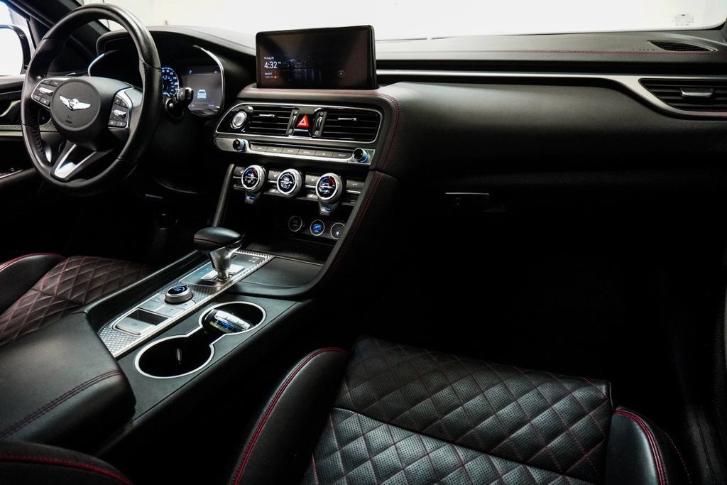 Used 2023 Genesis G70 3.3T w/ Sport Prestige Package RWD image 12
