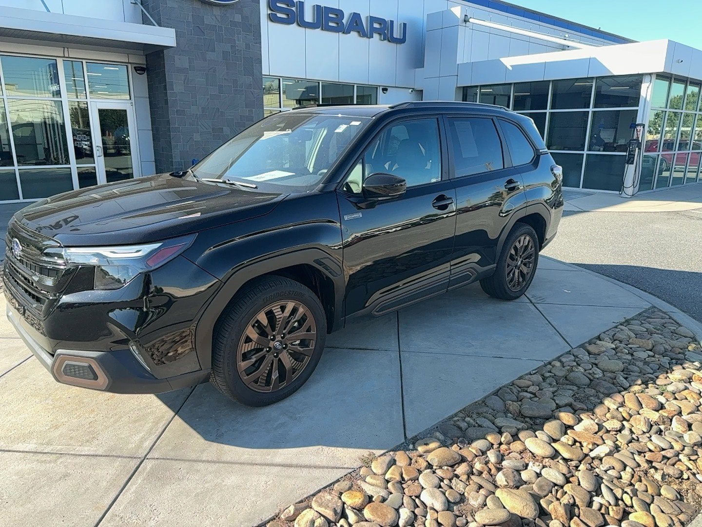 Used 2025 Subaru Forester Sport w/ Popular Package AWD/4WD image 2