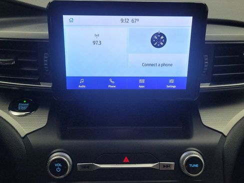 Used 2020 Ford Explorer XLT w/ Equipment Group 202A image 25