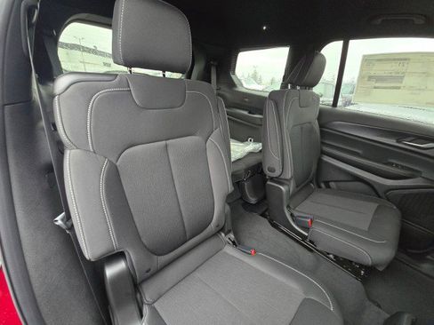 New 2026 Jeep Grand Cherokee L 4WD image 16