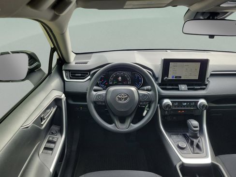 Certified 2025 Toyota RAV4 LE AWD/4WD image 13