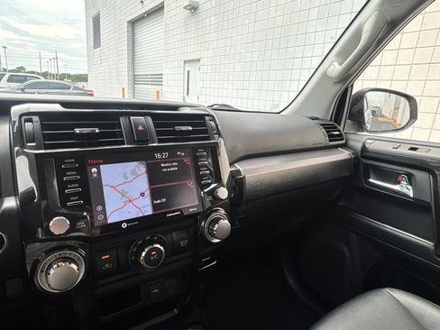 Used 2021 Toyota 4Runner TRD Off-Road Premium w/ Moonroof Package AWD/4WD image 16