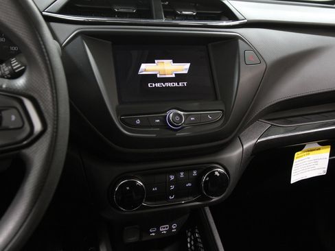 Certified 2023 Chevrolet TrailBlazer LS image 9