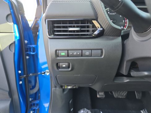 Used 2023 Nissan Sentra SV image 35