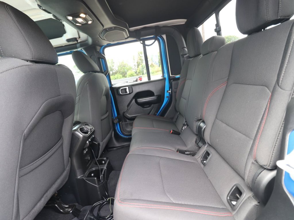 Used 2023 Jeep Gladiator Rubicon w/ LED Lighting Group AWD/4WD image 9