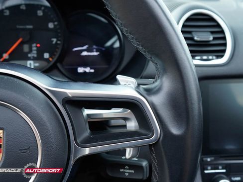 Used 2017 Porsche 718 Boxster image 34