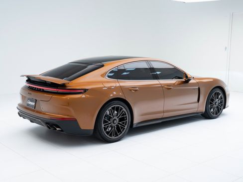 Used 2025 Porsche Panamera Turbo image 9
