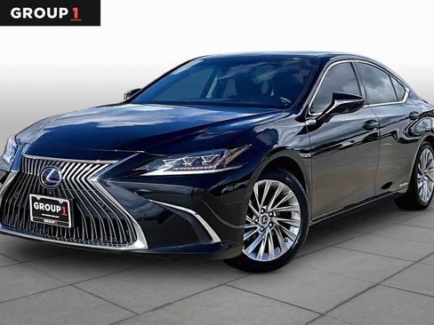 Used 2021 Lexus ES 300h Ultra Luxury w/ Accessory Package 2 FWD image 1